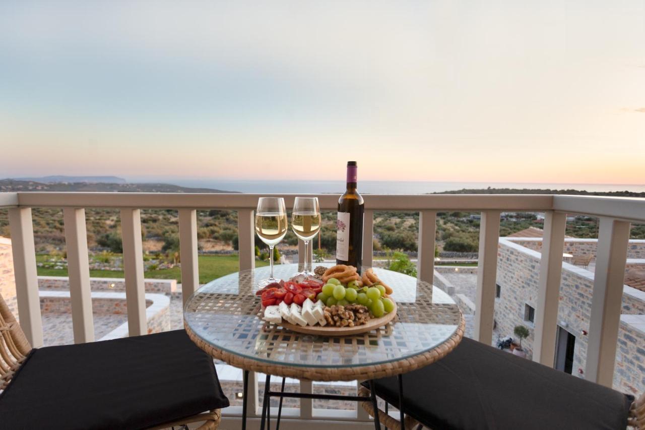 Armantanis Luxury Suites Ареополис Экстерьер фото