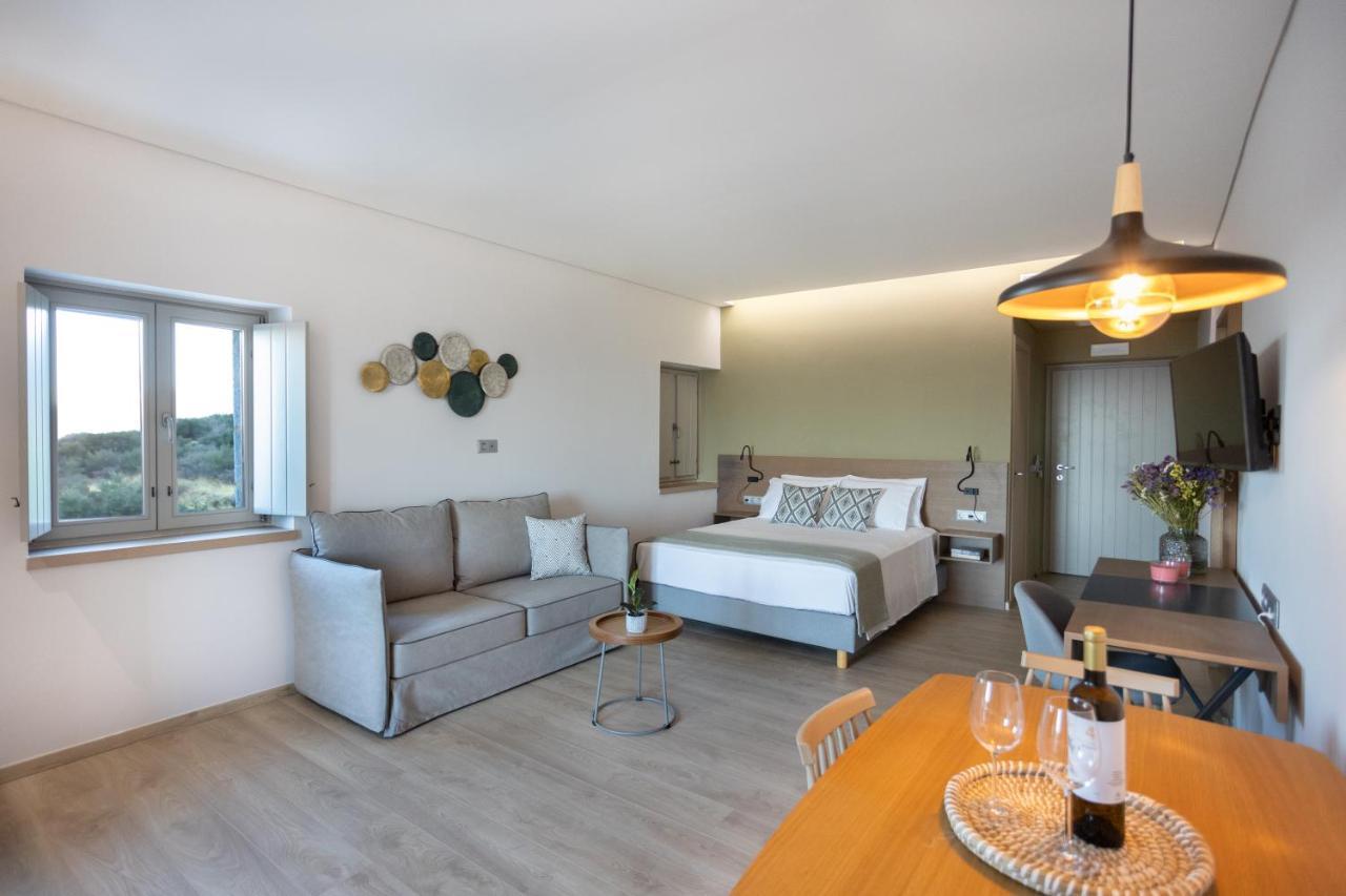 Armantanis Luxury Suites Ареополис Экстерьер фото