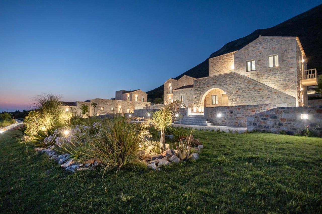 Armantanis Luxury Suites Ареополис Экстерьер фото